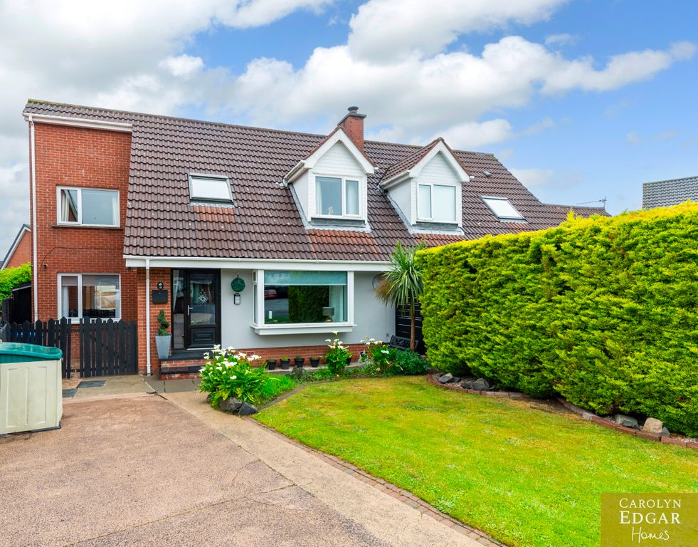Property photo 2 of 60 002
