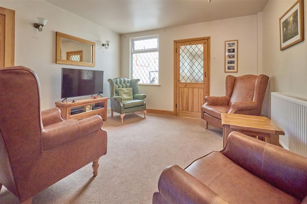 Property photo 3 of 13 Rear Lounge