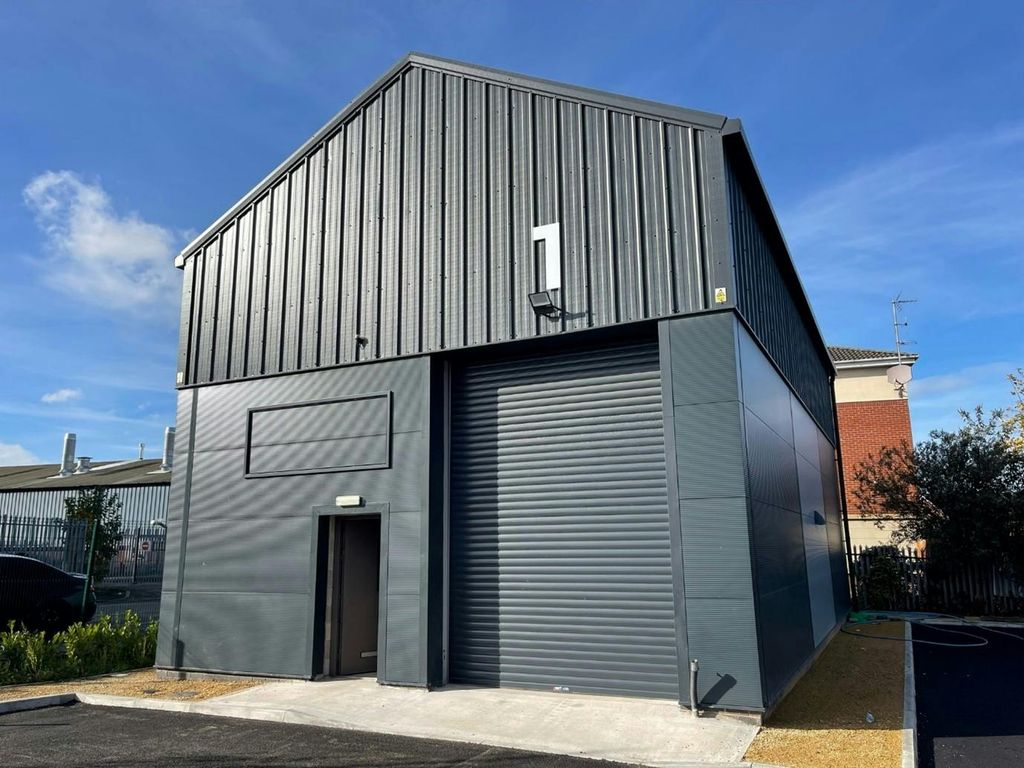 Property photo 2 of 7 Foundry Lane New 5.Jpg