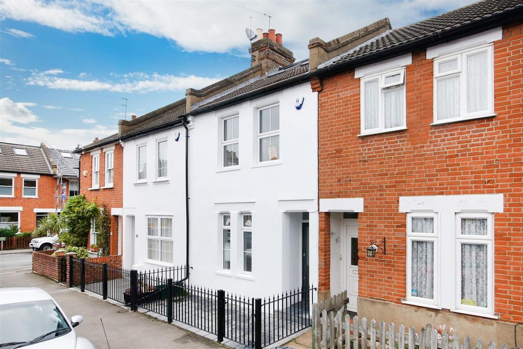 Property photo 2 of 10 4188163
