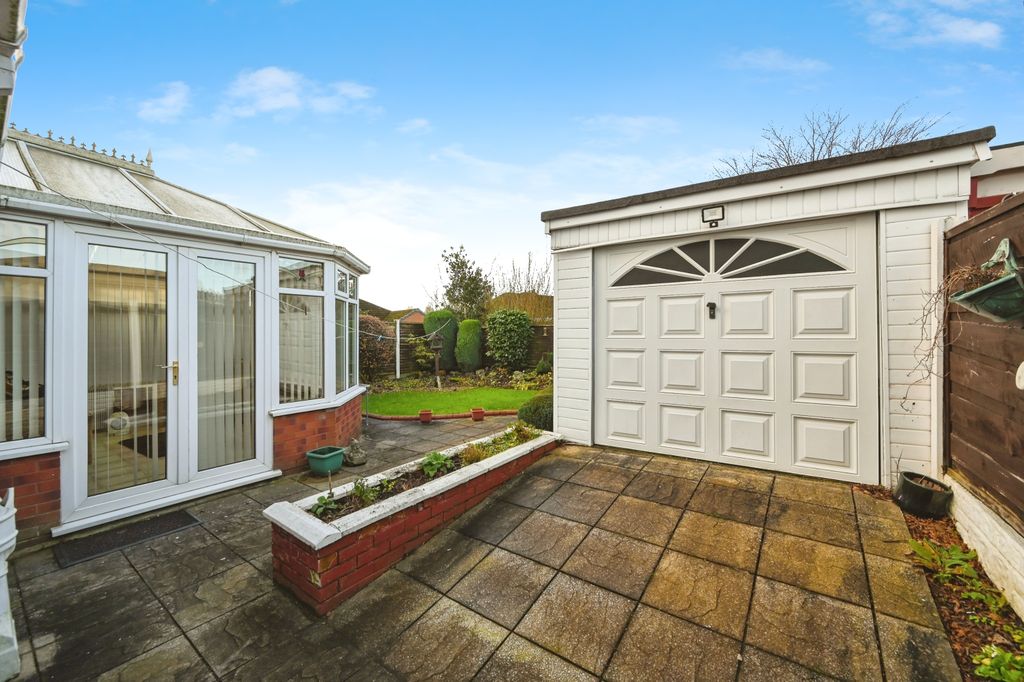 Property photo 2 of 15