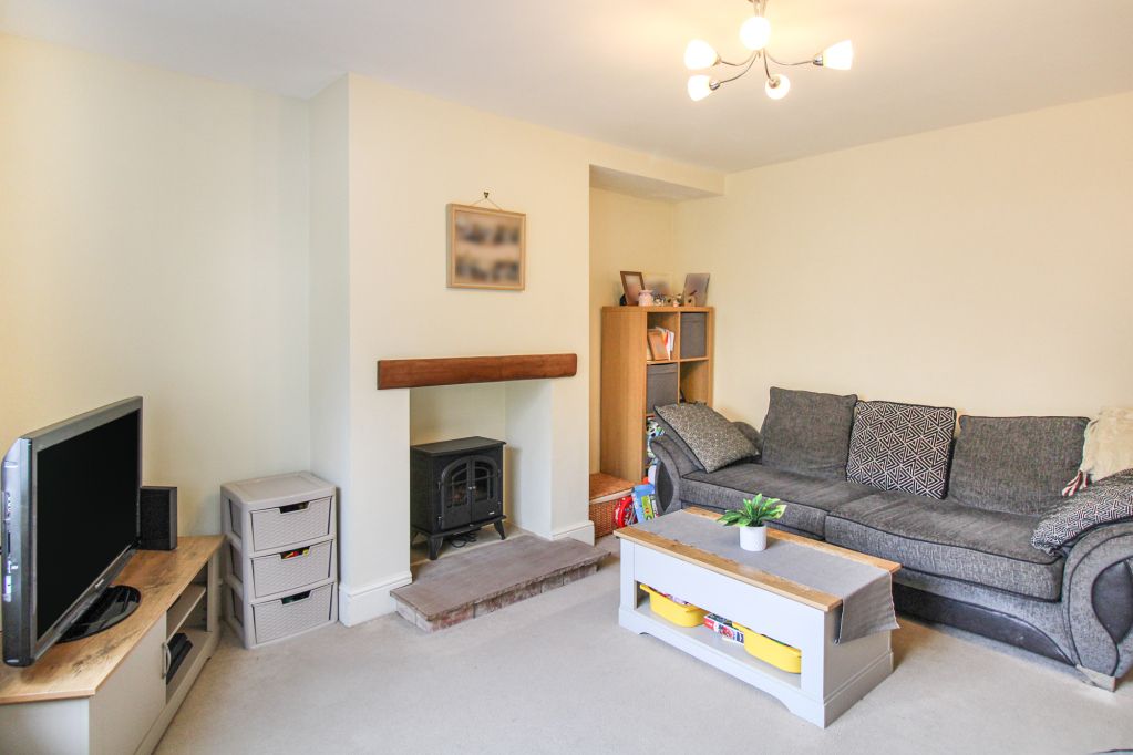 Property photo 3 of 11 Living Room