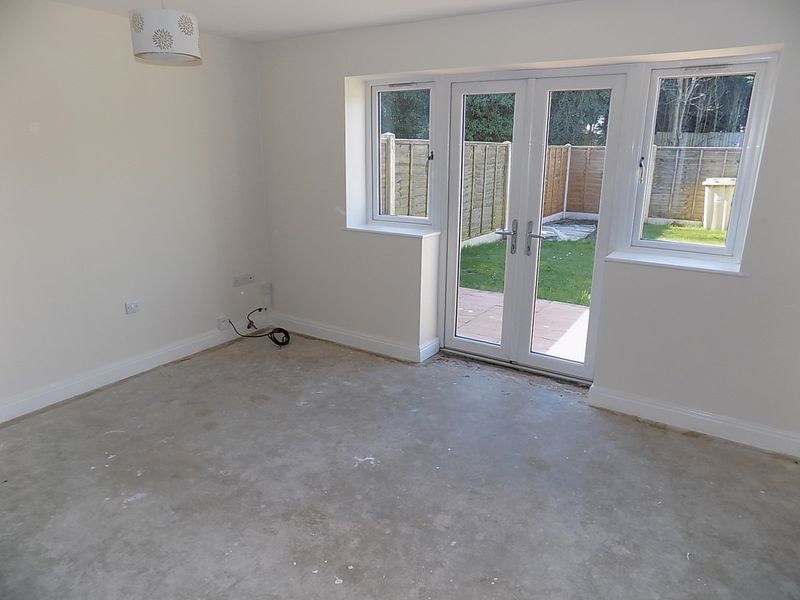 Property photo 2 of 13 Photo 4