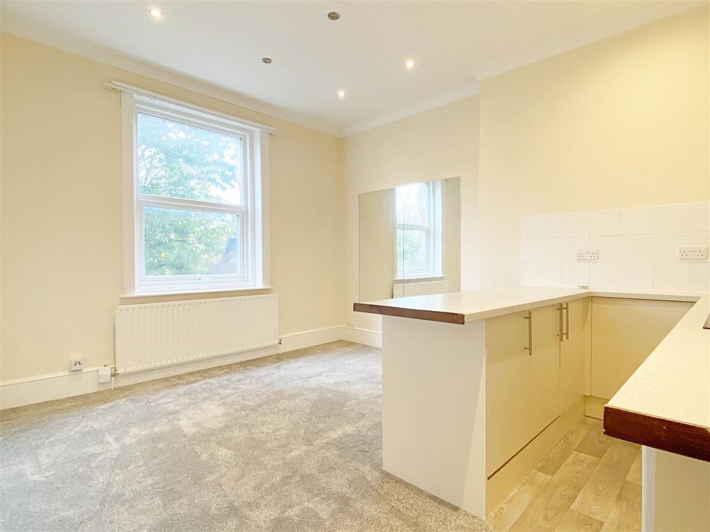 Property photo 2 of 8 Img_7864.Jpg