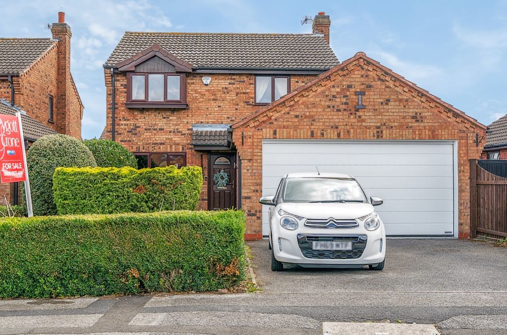 Property photo 1 of 17 1177803 (1)