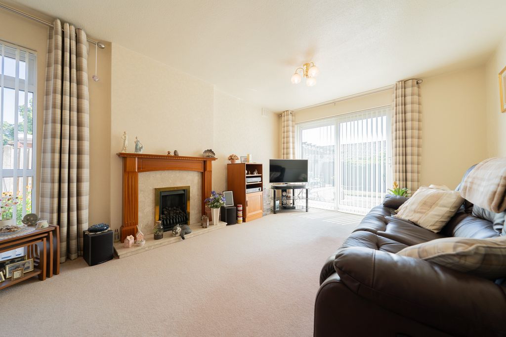 Property photo 3 of 21 Dsc04524