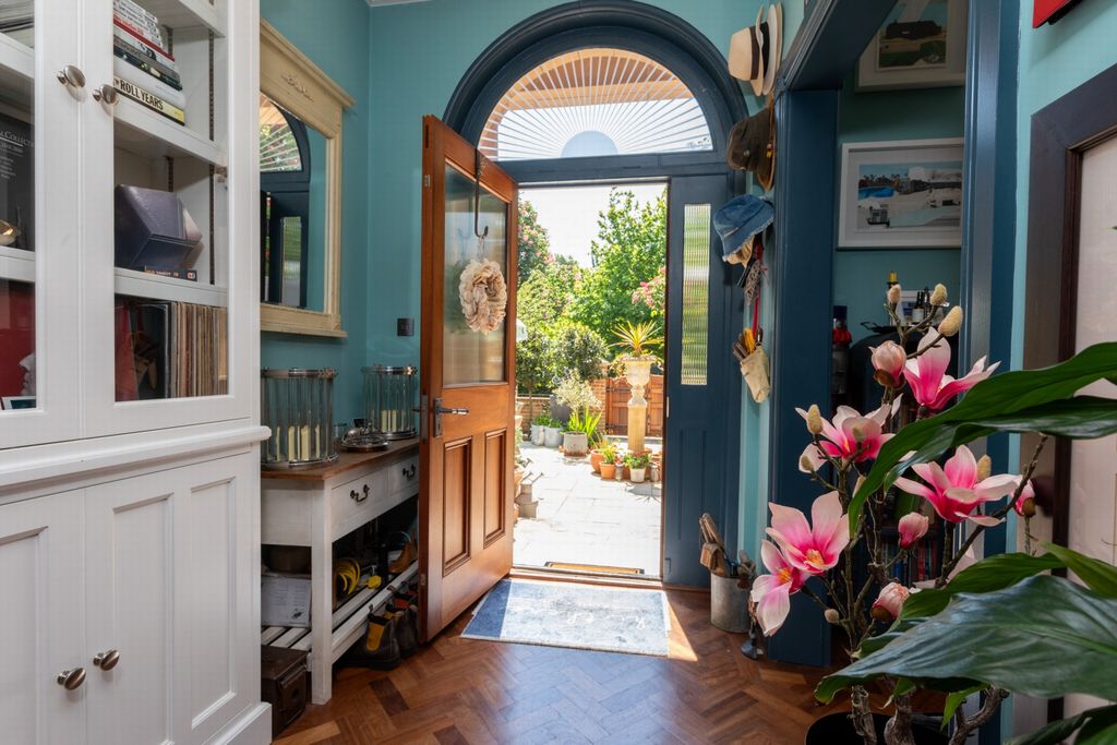 Additional image 17 of 2 bed flat for saleGrimston Gardens, Folkestone CT20