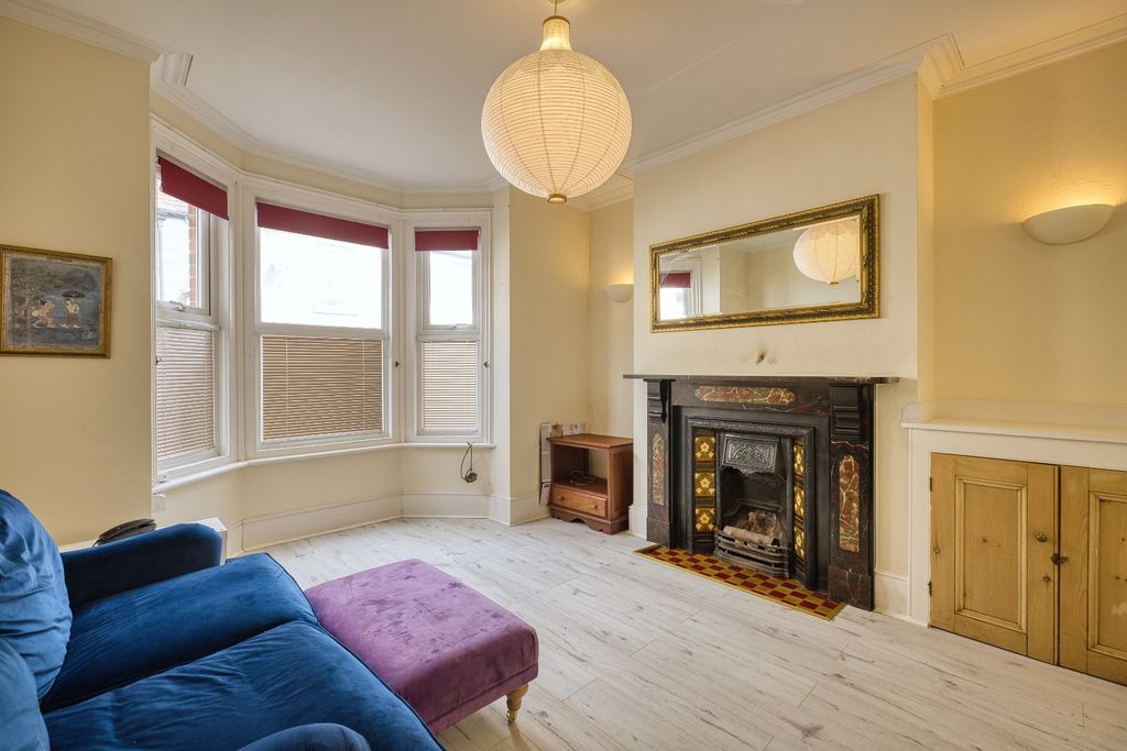 Property photo 2 of 10 Picture 2