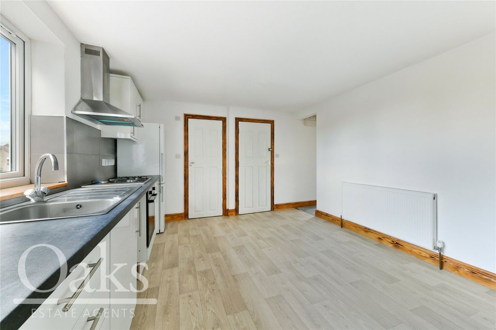 Property photo 2 of 8 Picture No. 07