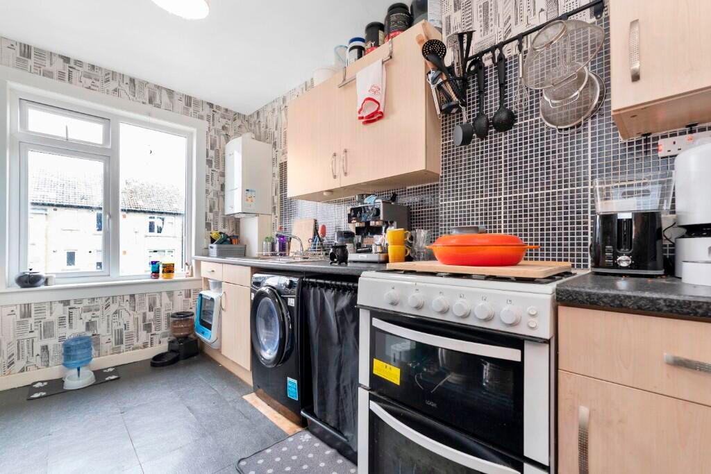 Additional image 11 of 2 bed flat for sale23F St Columba Gardens, Dundee DD3
