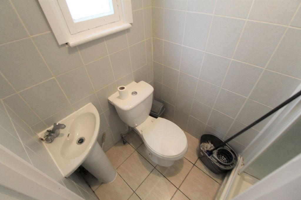 Property photo 2 of 7 Photo 2