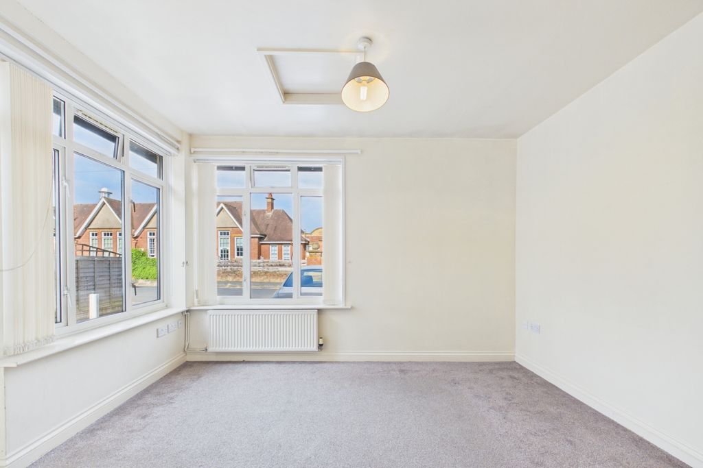 Property photo 3 of 13 Picture No. 25