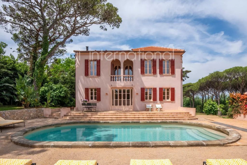 Property photo 1 of 11 Ref 2255 - Saint-Tropez - Elegant Renovatedbastide