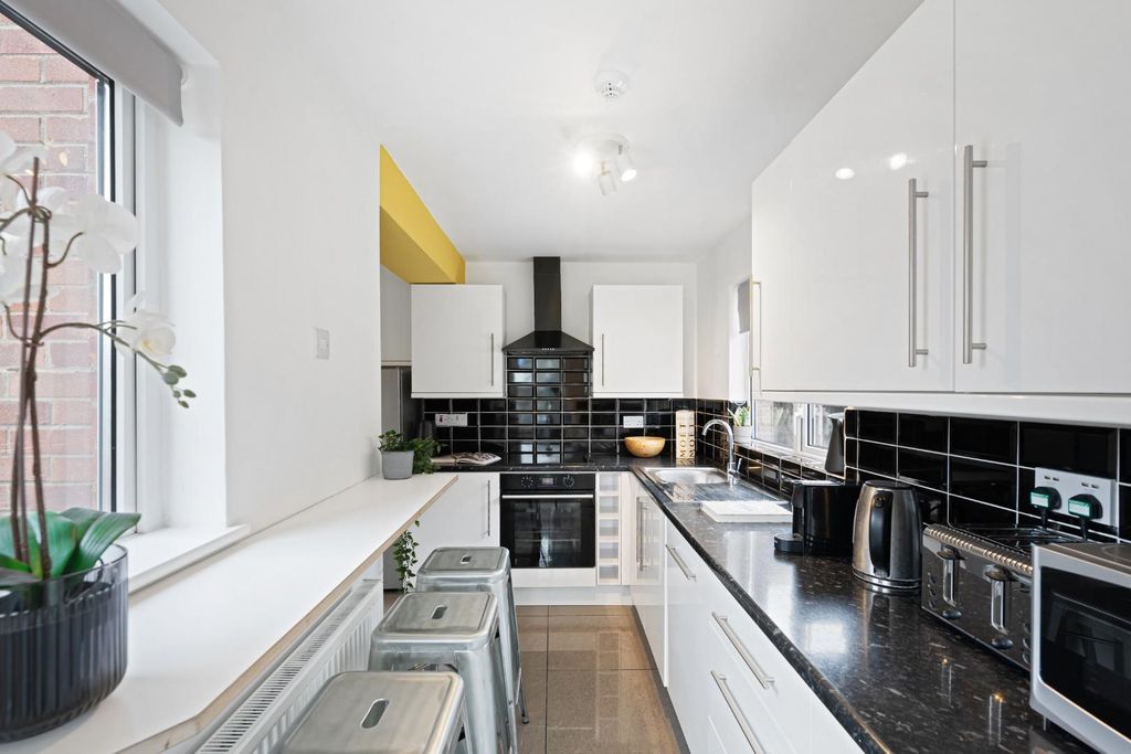 Property photo 2 of 15 3(1).Jpg