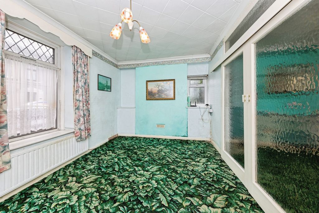 Property photo 3 of 24 Pbox-Img.Jpg