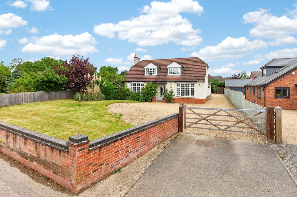 Property photo 1 of 16