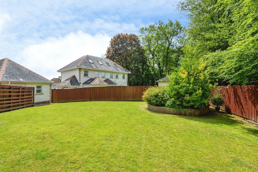 Additional image 5 of 5 bed detached house for saleCwrt Ty Gwyn, Llangennech, Llanelli SA14