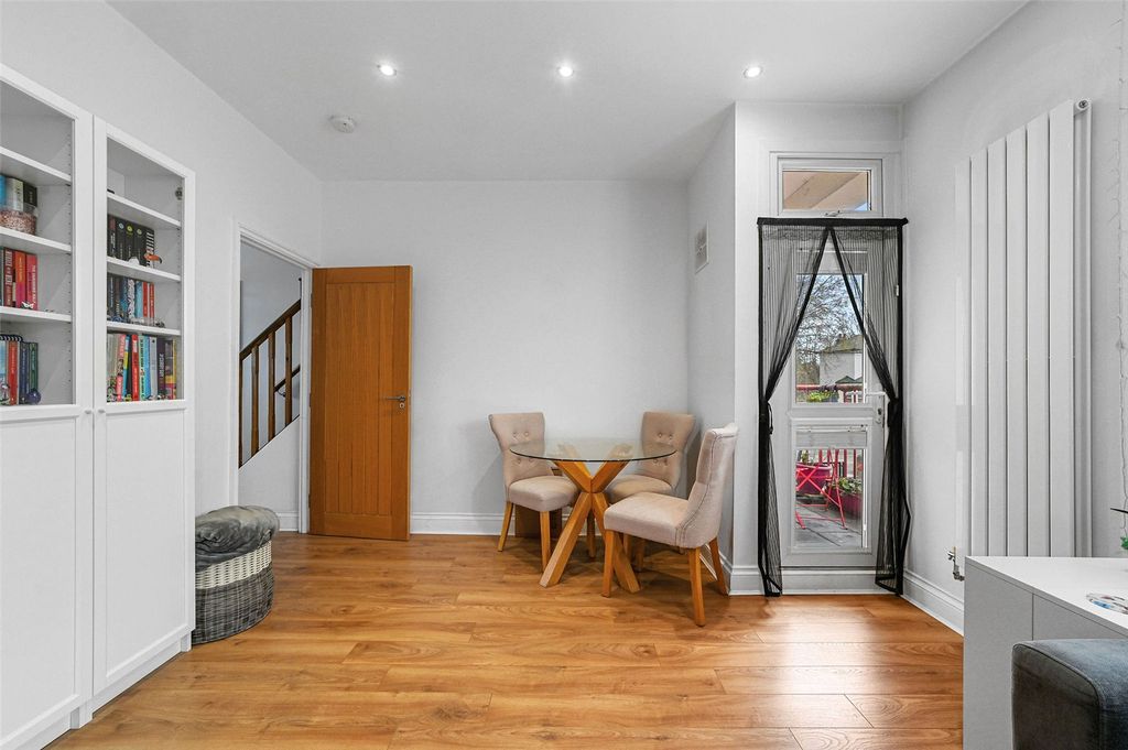 Property photo 3 of 15 Picture No. 06