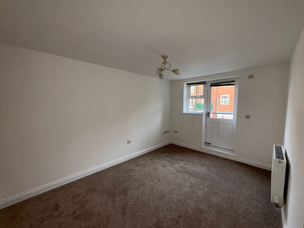 Property photo 2 of 7 Image