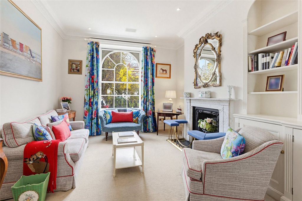 Property photo 1 of 19 Reception Room