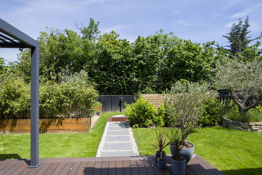 Additional image 24 of 2 bed flat for saleBay View, Old Barry Road, Penarth CF64