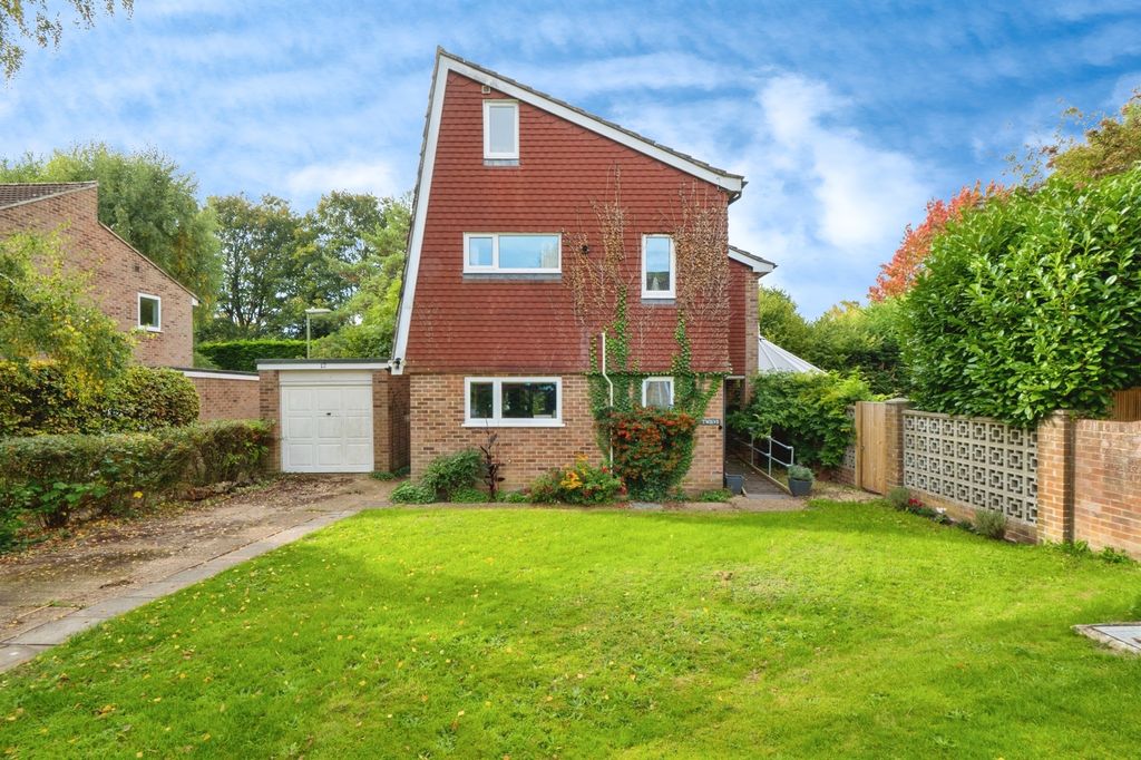 Property photo 1 of 27