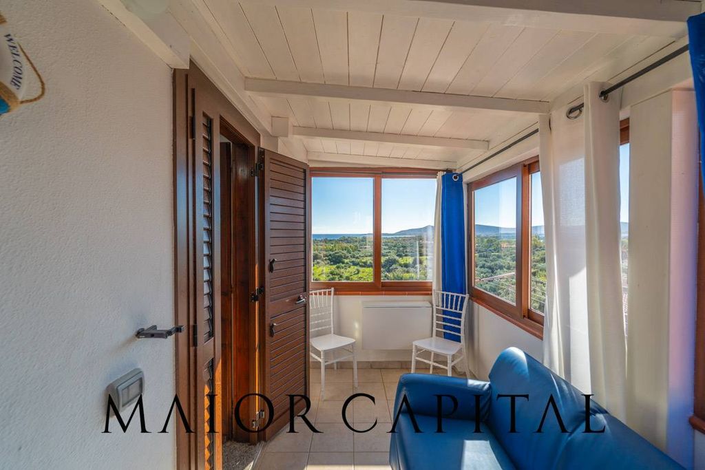 Property photo 2 of 25