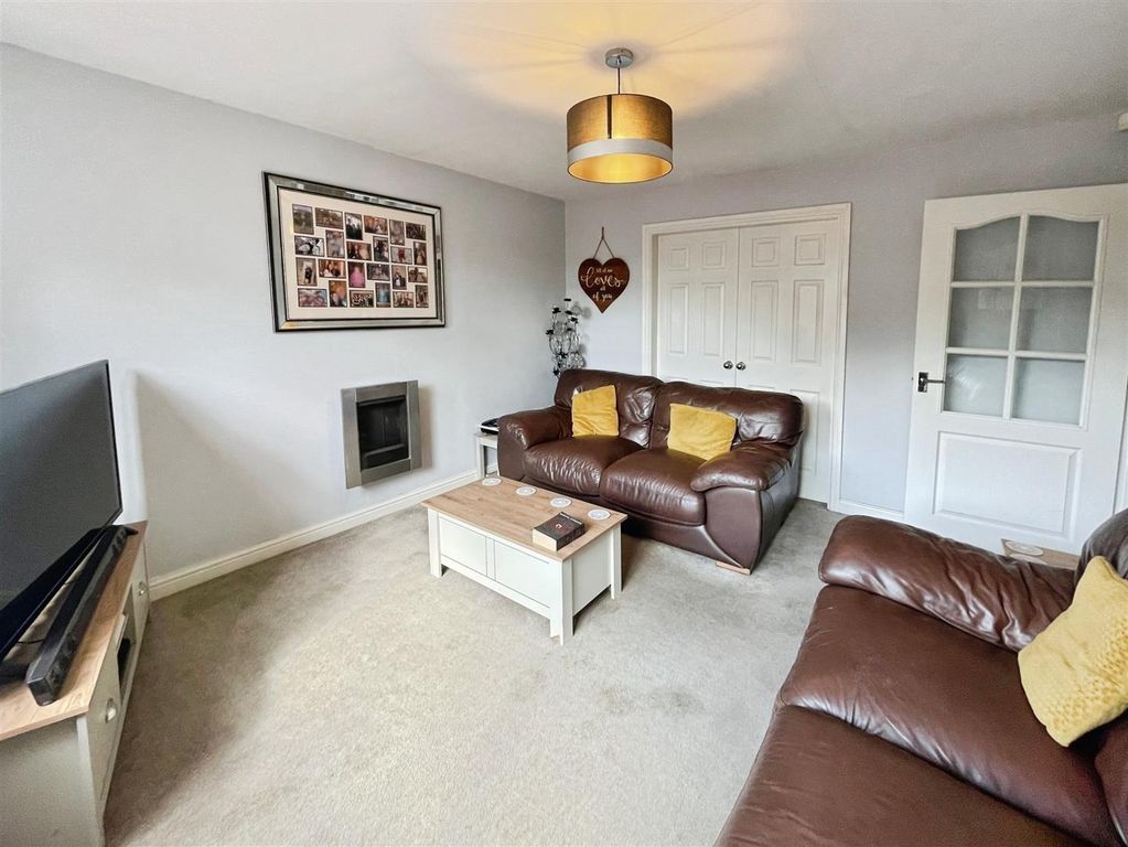 Property photo 3 of 33 51622Bb3-Img_3940.Jpeg