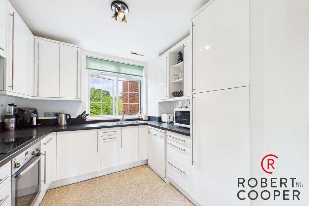 Property photo 2 of 15 Picture No. 08