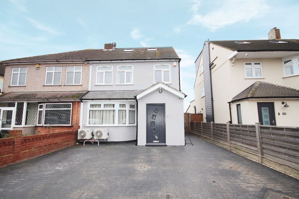 Property photo 1 of 20 Front