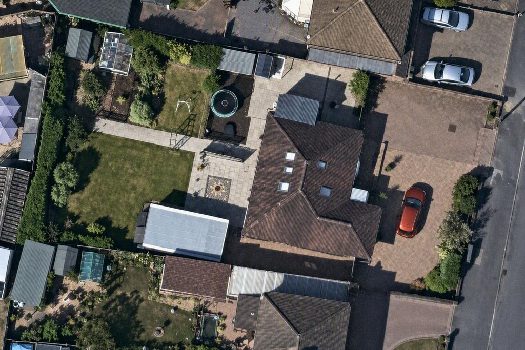 Property photo 2 of 29 Birdseye