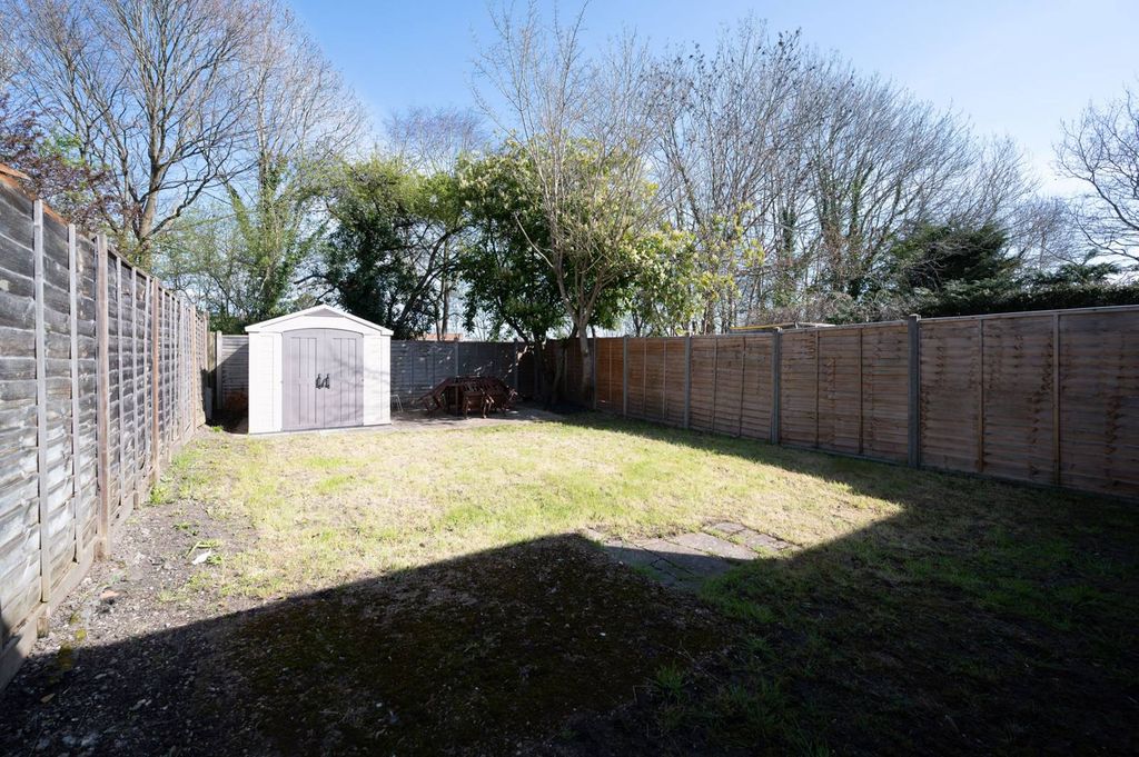 Property photo 3 of 8