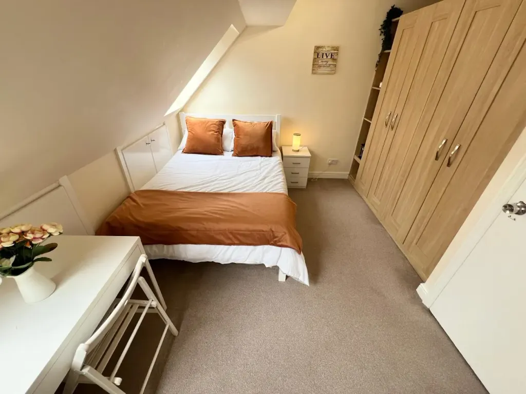 Property photo 2 of 4