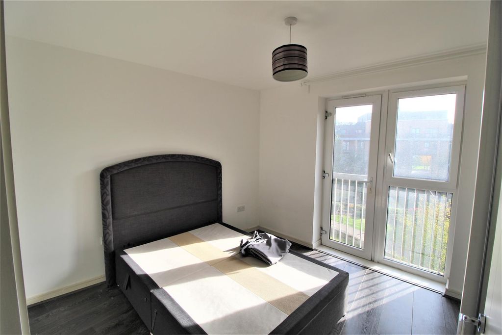 Property photo 3 of 7