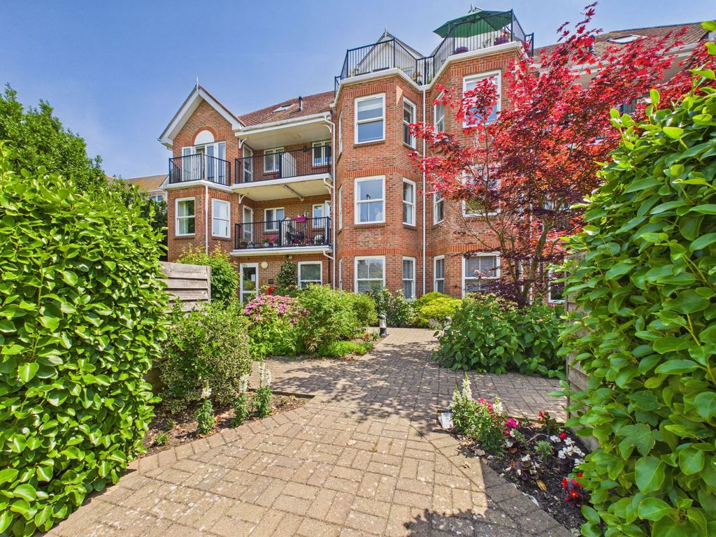Property photo 1 of 15