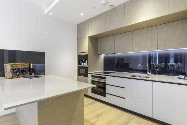 Property photo 1 of 10 Kitchen
