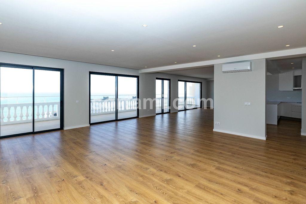 Property photo 2 of 34