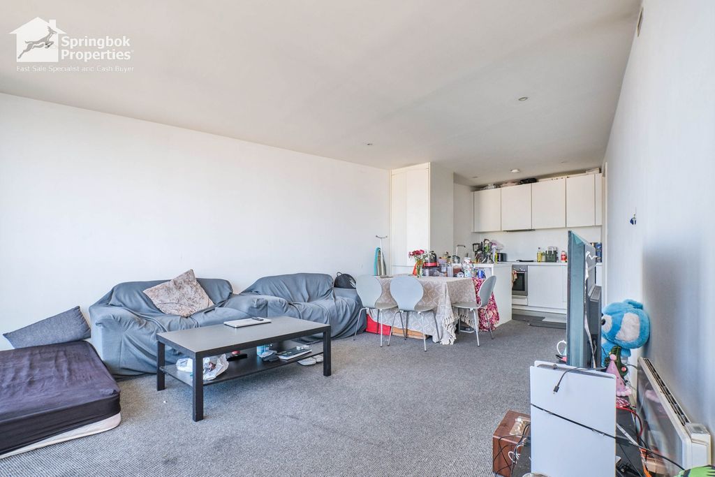 Property photo 3 of 13 Image 3