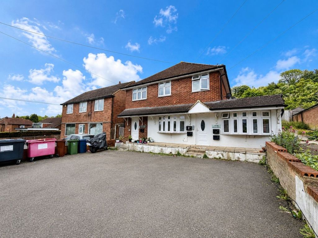 Property photo 1 of 6