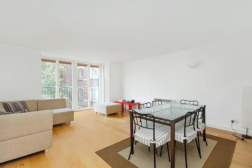 Property photo 1 of 4