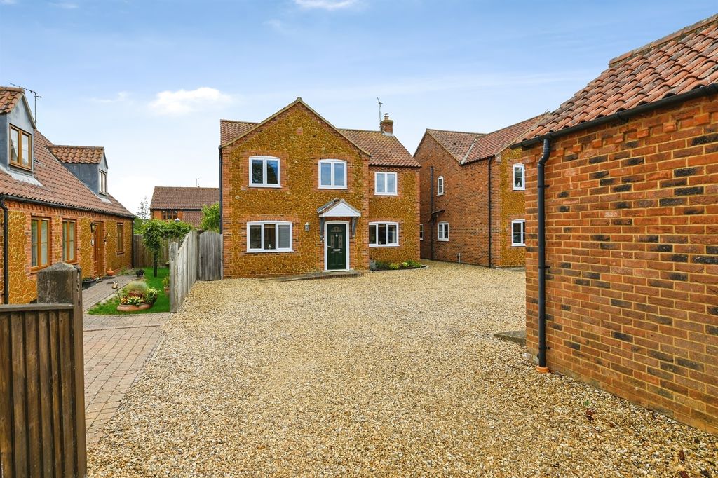 Property photo 1 of 24