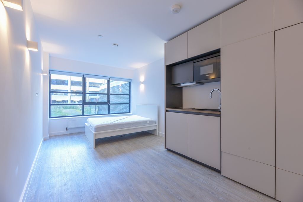 Property photo 2 of 8 Photo 2