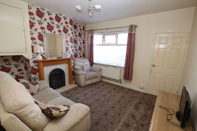 Property photo 2 of 11 Photo 8