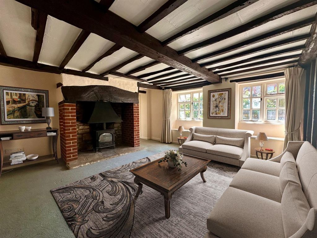 Property photo 2 of 14 Sitting Room (Virtually Staged)