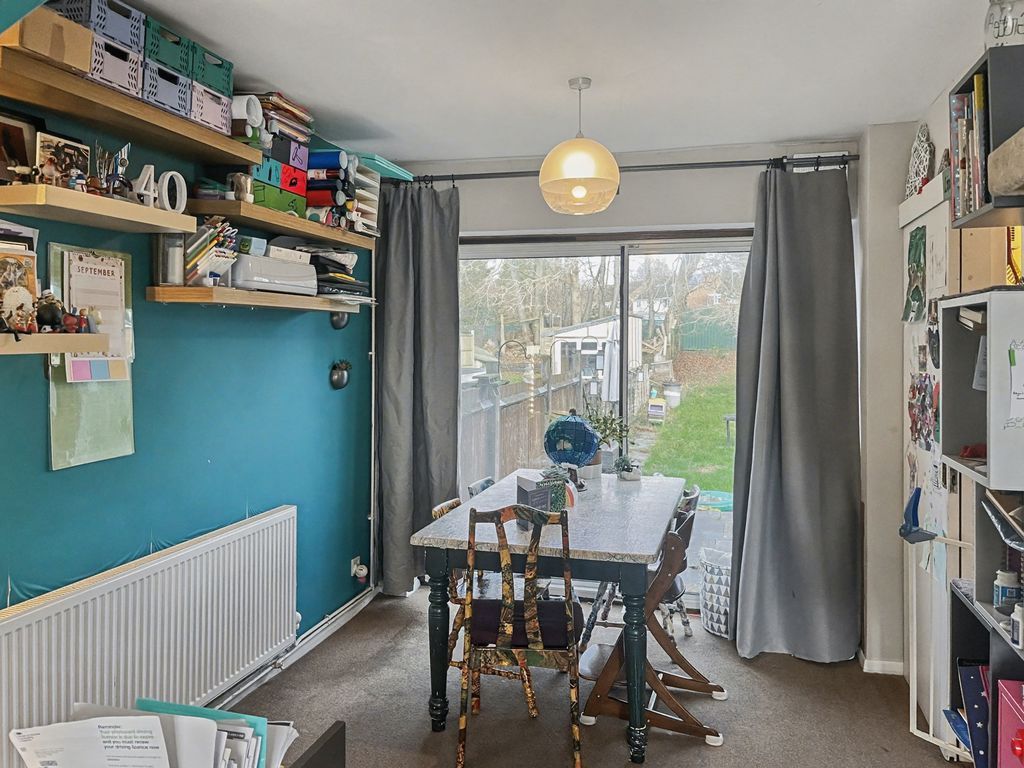 Property photo 3 of 11 Photo 4