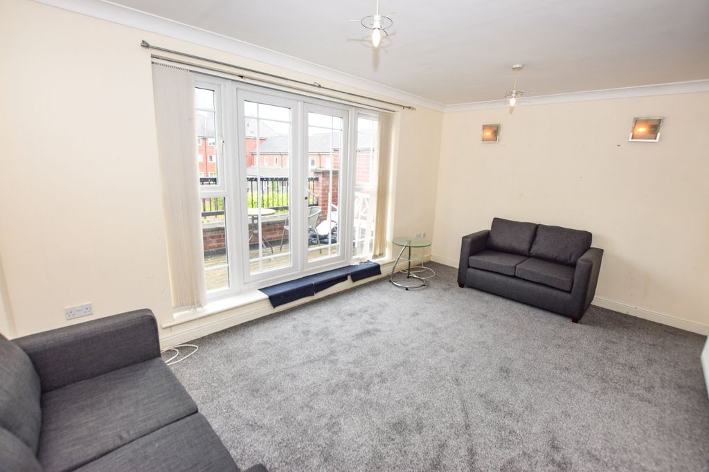 Property photo 2 of 24 Picture No. 47
