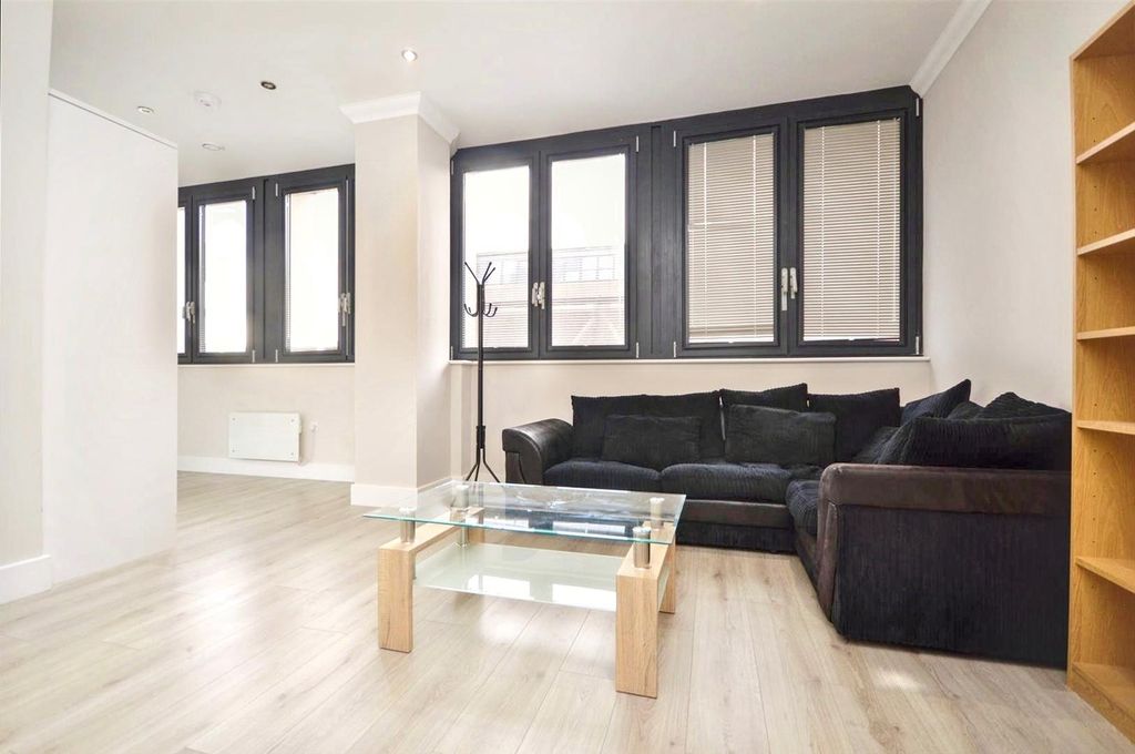 Property photo 1 of 9 7Ttd2Cstj06Dtfmcderzra (1).Jpg