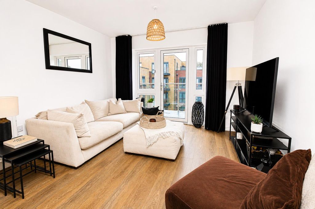Property photo 2 of 18 9.Png