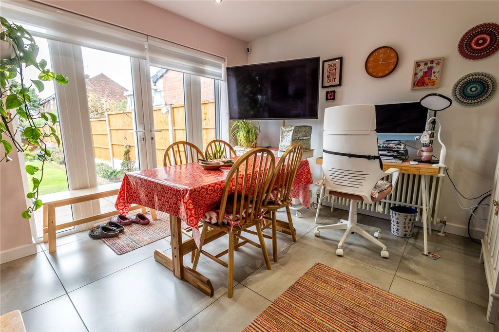 Property photo 3 of 48 Picture No. 27