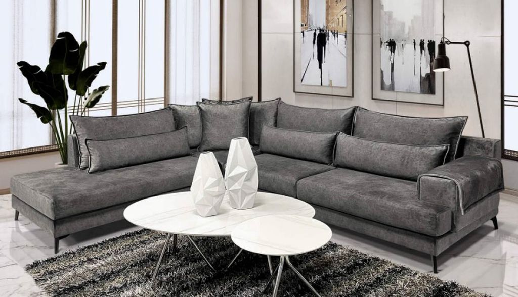 Property photo 2 of 14 Lounge Example